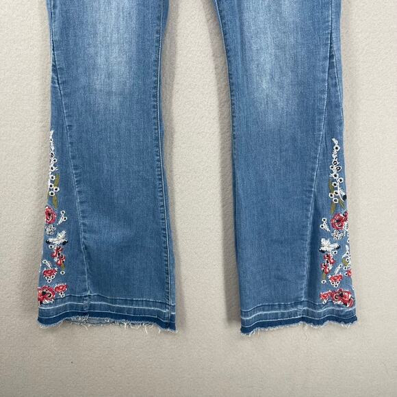 Boutique Embroidered Flare Jeans Womens 4 Bell Bottom Boho Hippie Stretch Denim - Picture 4 of 14